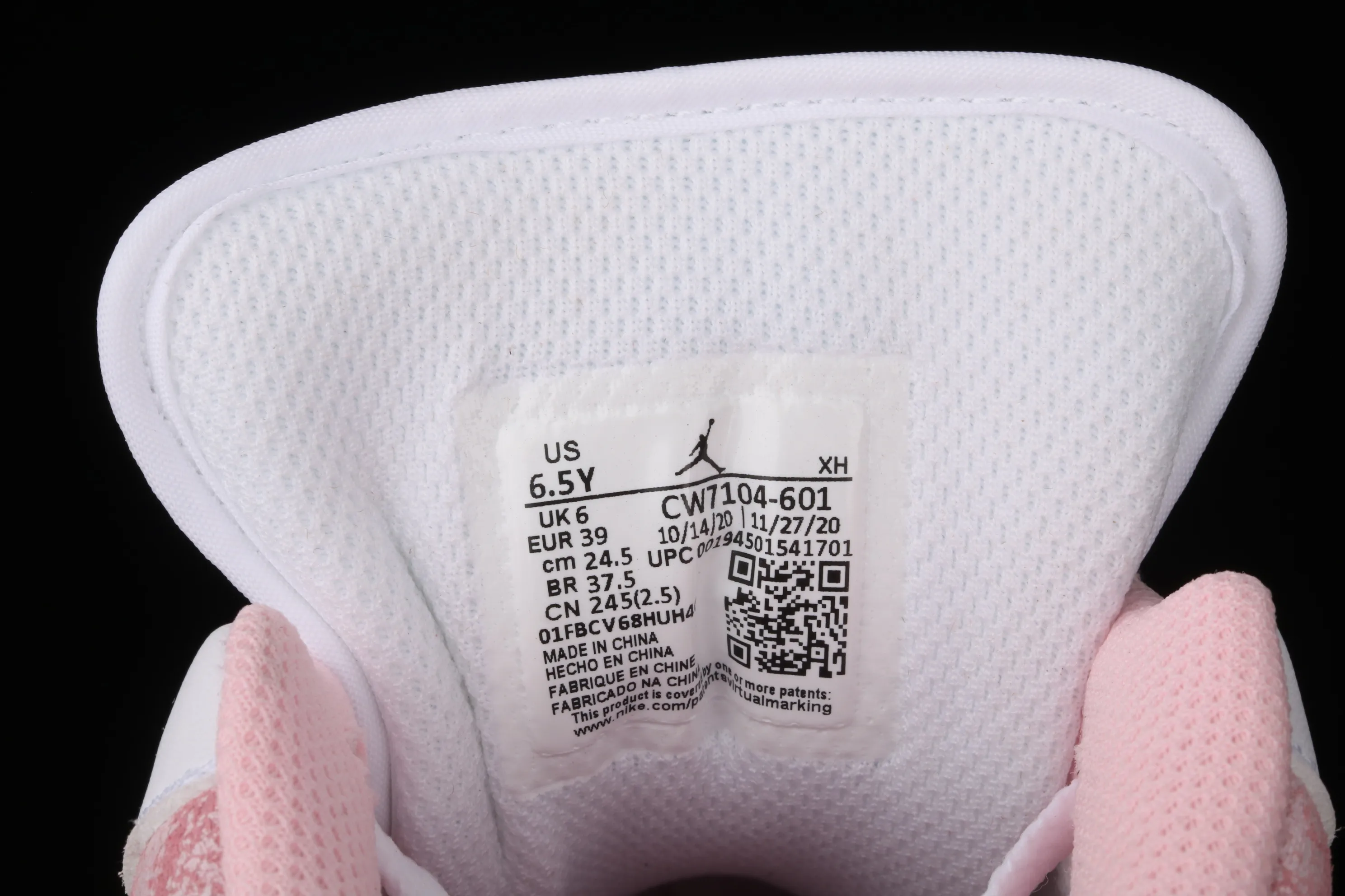 All categories Air Jordan Jordan series basketball shoes Air Jordan 1 Low Different versions Air Jordan 1 Low GS AJ1 Joe 1 low-top ice cream Low-top basketball shoes CW7104-601